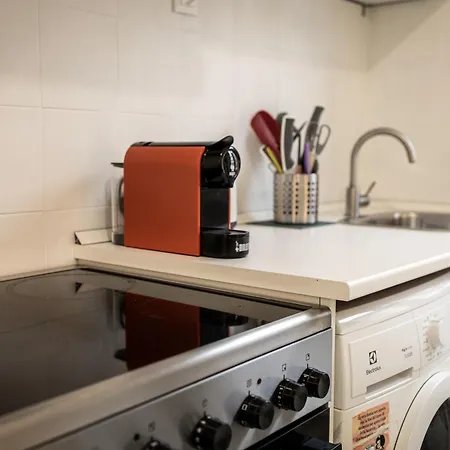 Fee4me Bright & Comfort In Milano