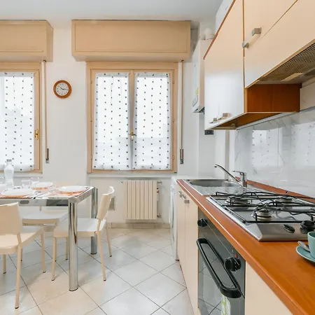 Ihost - De Andreis 11 Apartman Milánó