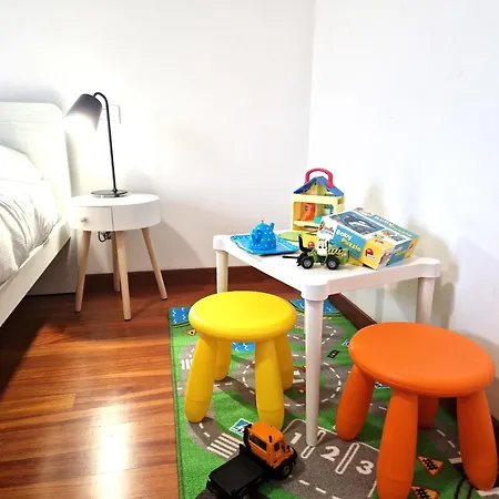 Caseospitali - Casa Parkview, Ampio Trilo Per Famiglie Sul Parco Milan