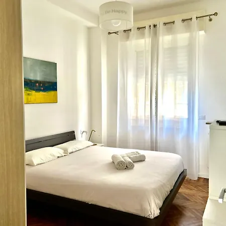 Lovely 2 With Small Garden Apartmán