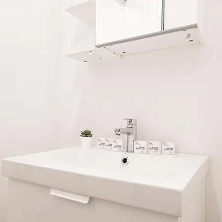 Compact And Charming Porta Venezia شقة *