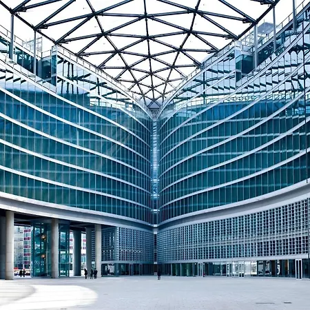 Apartment Ourjoy & Skyjoy Condo Units - Via M Gioia, 47 - Strong Wifi, 1 Private Parking, Central Station, Milan *