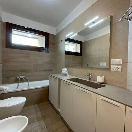 Hospitami - 15 Min Duomo Apartment *