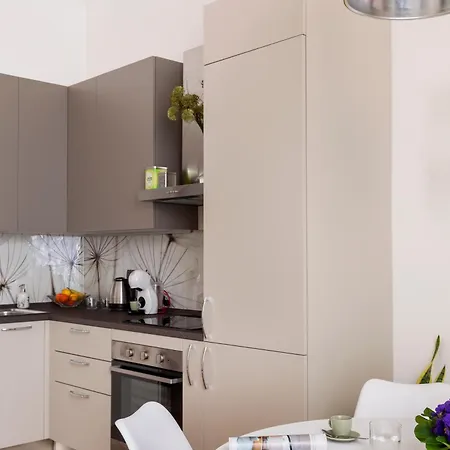 Apartmán The House Of Dandelions - Duomo In 15min By Metro M3 *