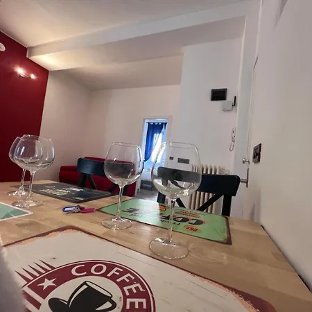 Apartment Kibilu - Piazzale Archinto 1 - Stazione Garibaldi - Zona Isola Milan