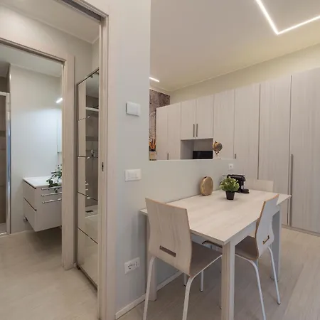 Ihost - Toscanelli 10b Apartament *