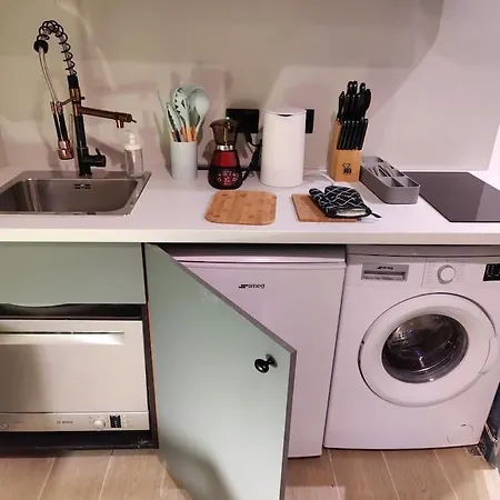 Appartamento Casa Mamo: Design & Vintage Above Subway Milano