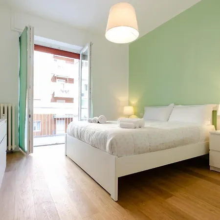 Vivimihome Fiordalisi A Pochi Passi Dalla Metro Milaan