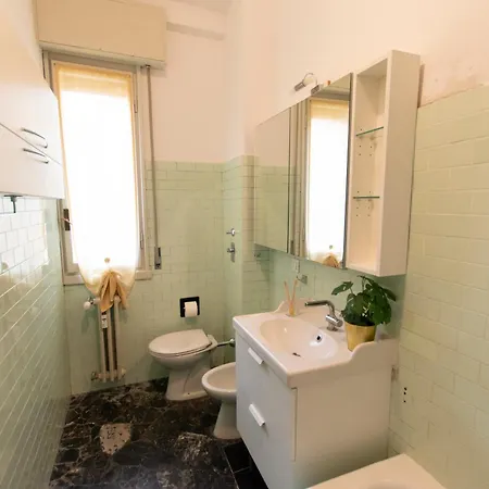 Apartament Ihost - Savona 94a *
