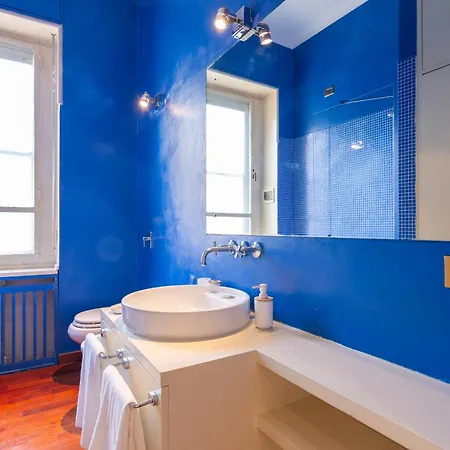 At - Turati/porta Nuova * Milaan