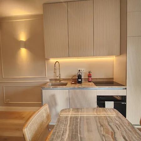 Ottoboni 2b Luxury Penthouse