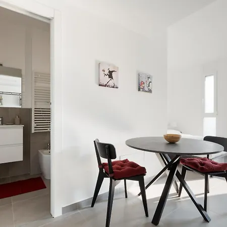 Appartement Guesthost - Udine M2 - Bright And Cozy