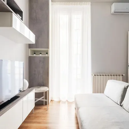 Apartamento Nuovo Bilocale Appena Ristrutturato Vicino Darsena *