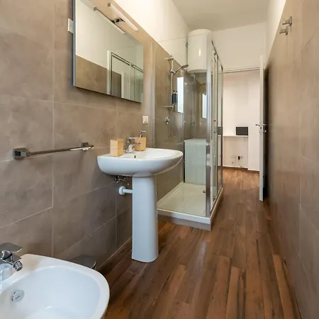 Guest Planet - Bicocca Apartment *