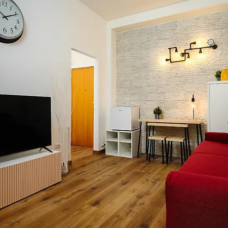 Sebino 8 - Monolocale Cool Apartman *