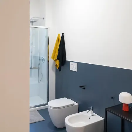 Life Апартаменты *