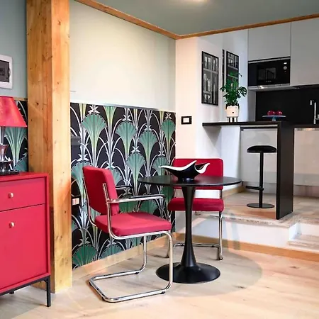 The Yellow - Luxury Loft In The Center Of Mediolan