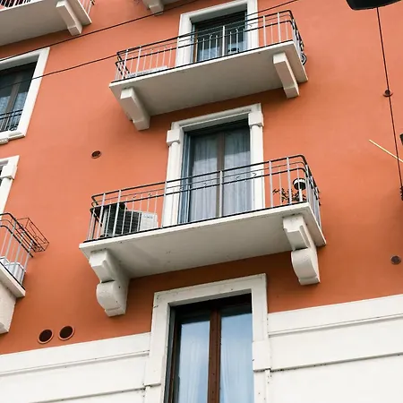 Comecasa View On Navigli