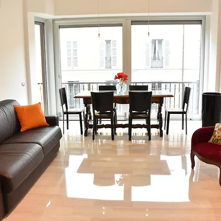 Bruzzanese Appartamento *