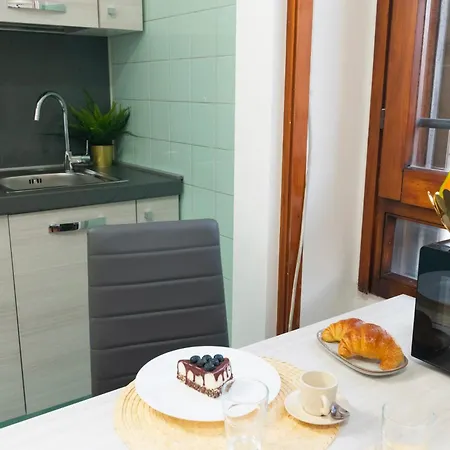 We - Napo Tower 22 *