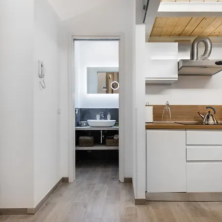 Apartment Fondazione Prada-navigli 15 Minutes To Duomo By Metro