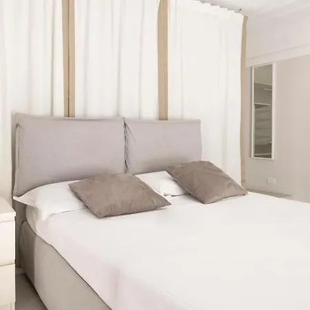 Hacca Collection - Arco Della Pace