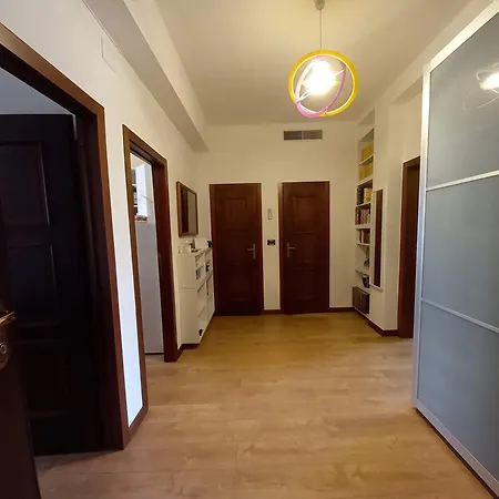 Bright Two-room Overlooking The Park * 米兰