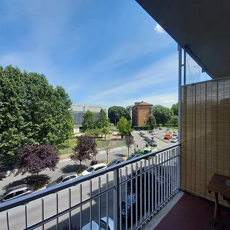 Bright Two-room Overlooking The Park 公寓 米兰