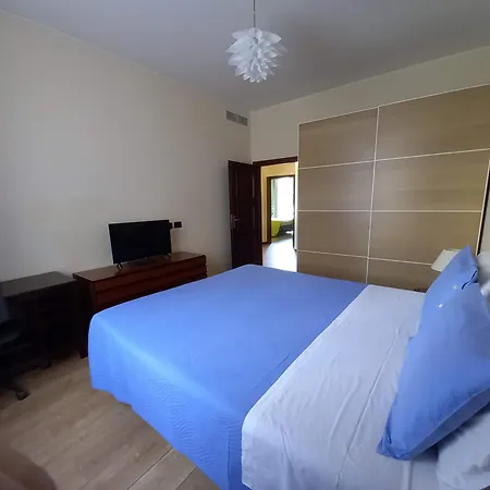 Bright Two-room Overlooking The Park * 米兰