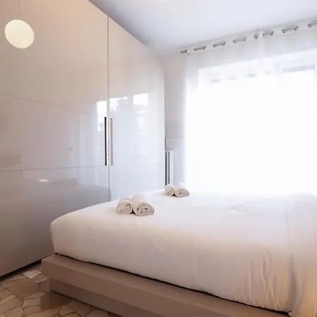 Apartament Primopiano - Arrivabene Mediolan