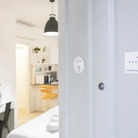 Easylife - - Magolfa 1 N5 - Navigli * Milan