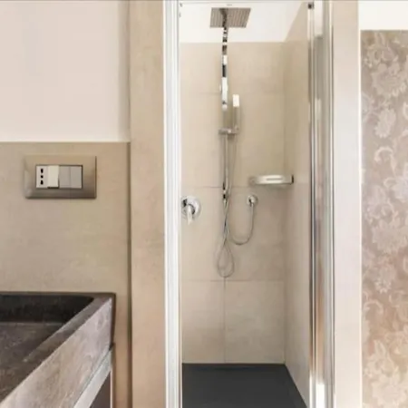 شقة Life - Wi-fi & Smart Tv ميلان