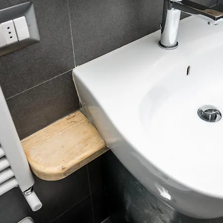 Shortmi Borsieri Milaan