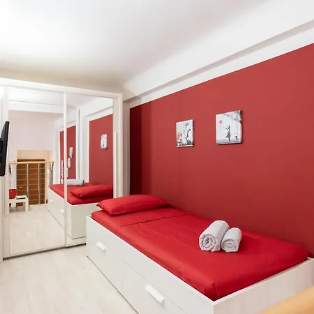 Bicocca Elegant Sweet - Milan, 20 Minutes Duomo Apartment *