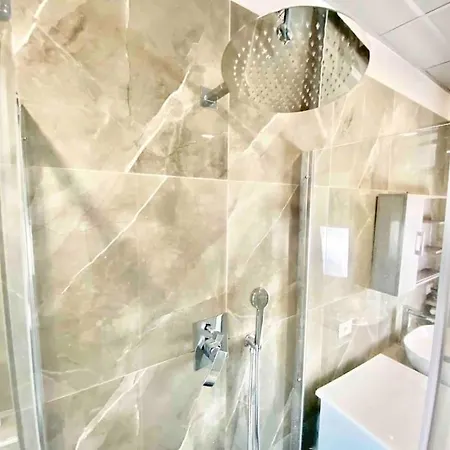 12 Minuti Dal Duomometro+10 Posti Letto Apartment *