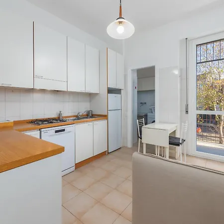 Free Private Parking - 5 Min To Metro - Access Control Guard - Quiet Milano