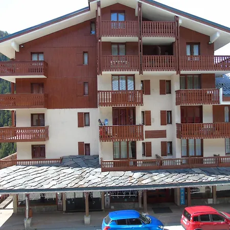 Διαμέρισμα 4 Pers A Avec Wifi Et Parking Proche Telecabine - Fr-1-561-63 *