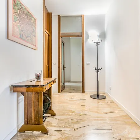 - Brand New 4 Pax Life & The Giulio Cesare 5 Apartament