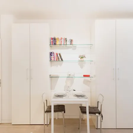 Easylife - Comfort Ed Eleganza Sui Navigli Daire Milano