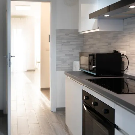 Appartement 10min Rhofiera & Sansiro - 5min Metro - Ac - Freeparking Milan