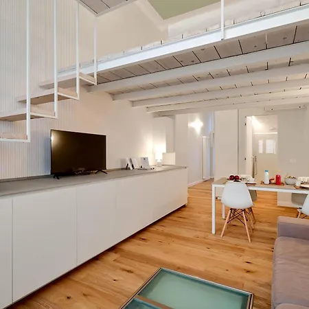 Design Loft Perfect For Couples Apartment Milan