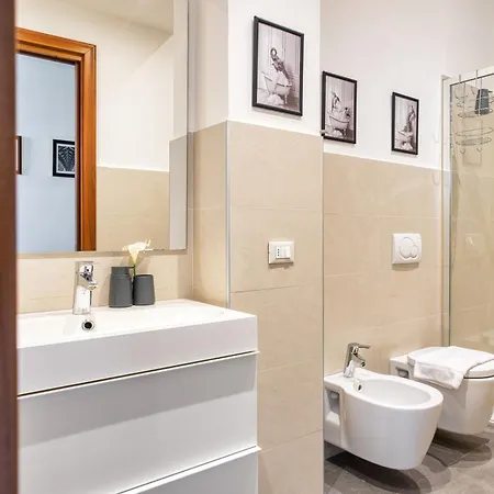 Just Urban - Delightful - Porta Romana Apartment Milan