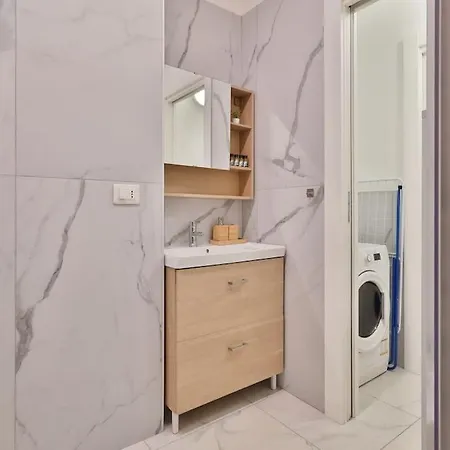 Citta Studi Moderno Pop-house *