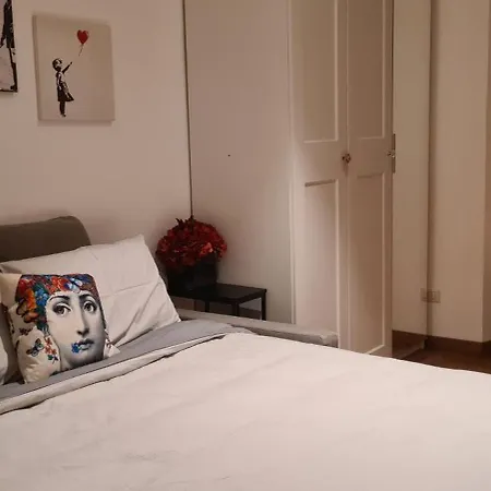 Апартаменты Portaromanabellamilano 10 Minutes From The Duomo