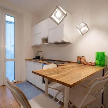 Bilocale Ristrutturato A Nolo Apartment
