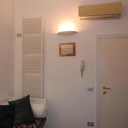Apartamento A Casa Di Ross Milán