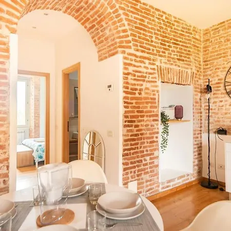 Free Wi-fi - A/c - Vertical Tower - Garibaldi Milão