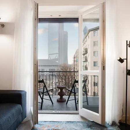 Sunset Citylife Typical Italian Style House 밀라노