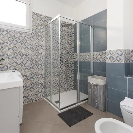 Elegant In Restocco Area