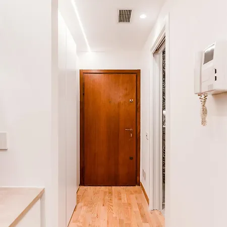 Navigli - Center Apartmán *